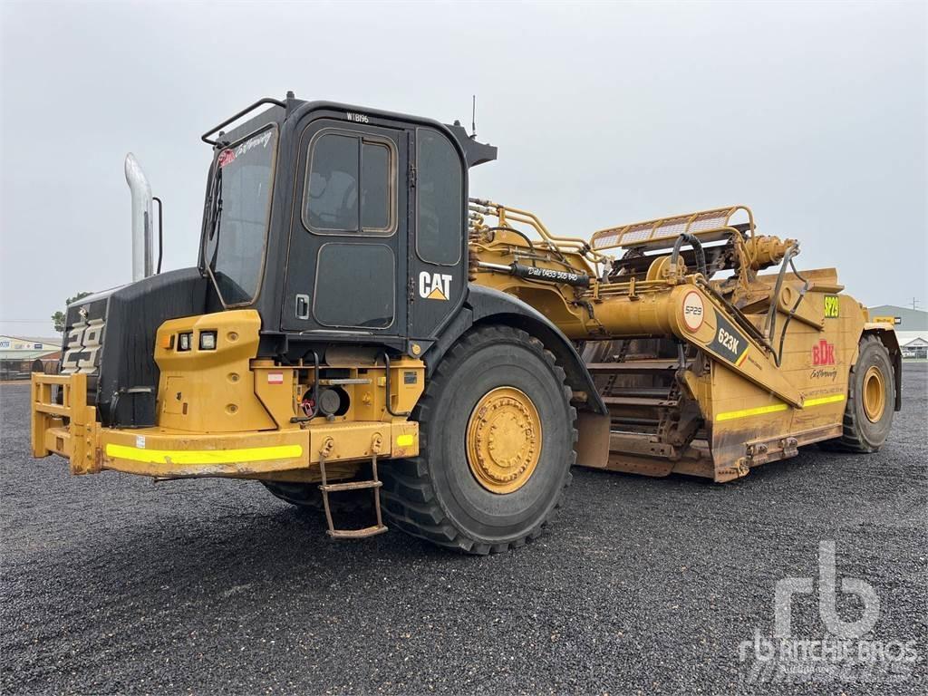 CAT 623K Schaktvagnar