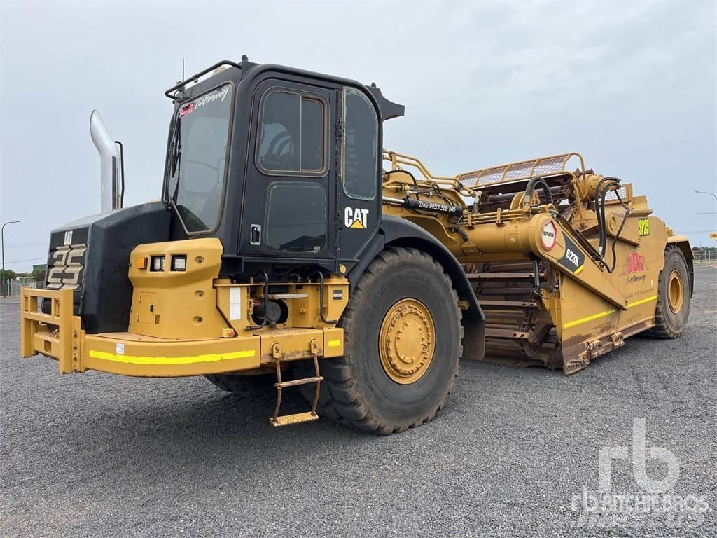 CAT 623K Schaktvagnar
