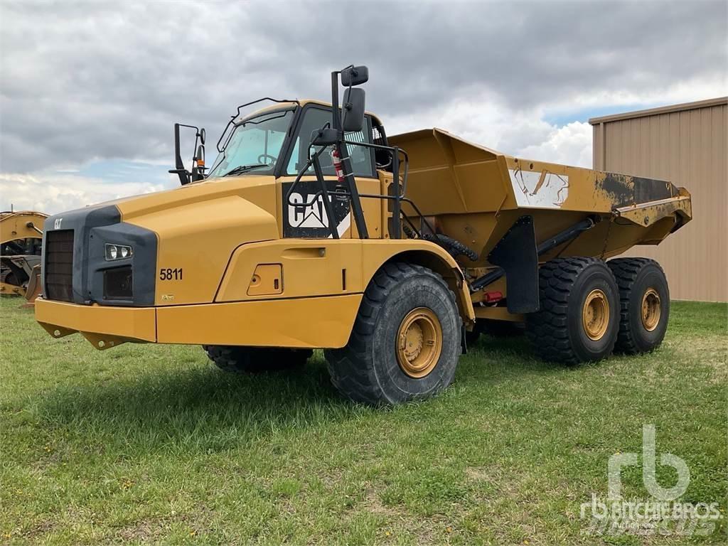 CAT 740B Midjestyrd dumper