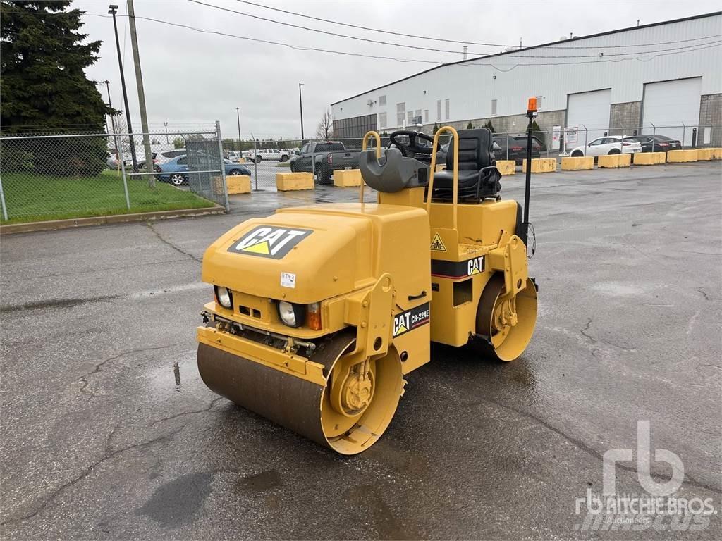 CAT CB224E Tvåvalsvältar
