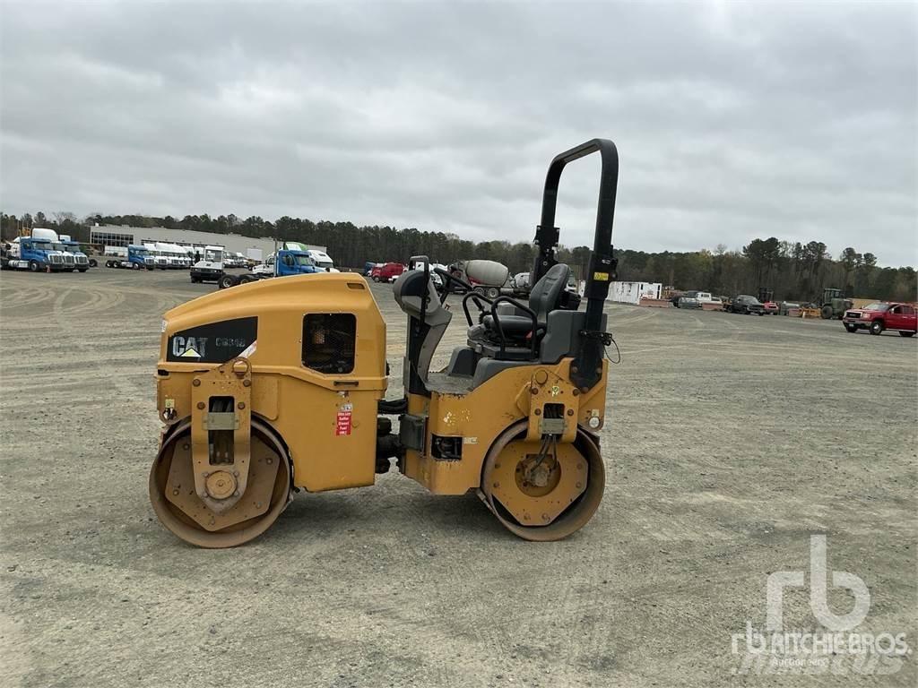 CAT CB34B Tvåvalsvältar
