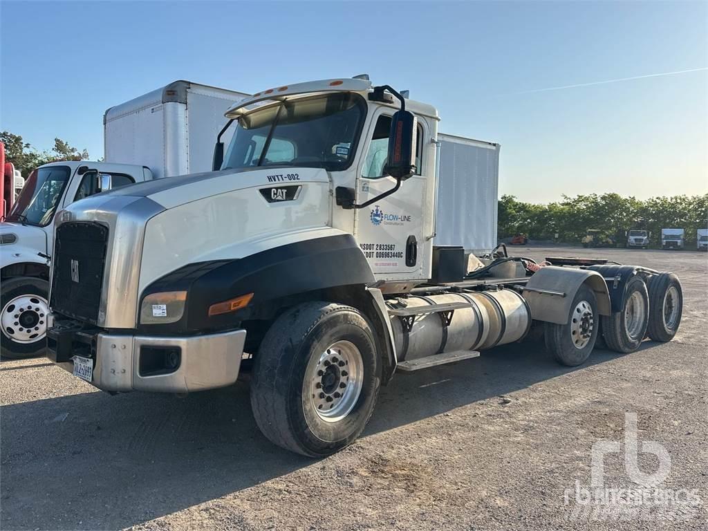 CAT CF7AA Dragbilar