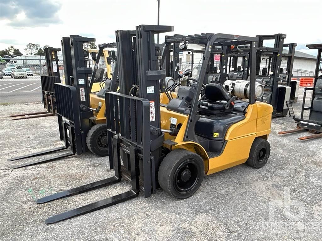 CAT GP30N Dieselmotviktstruckar
