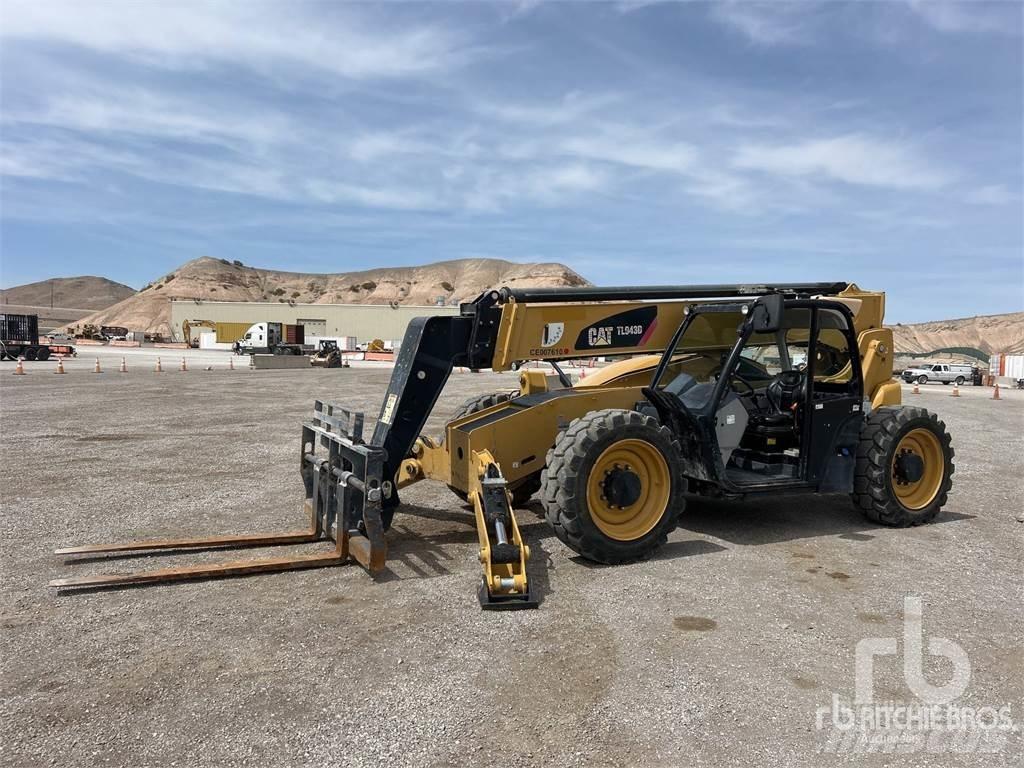 CAT TL943D Teleskoplastare