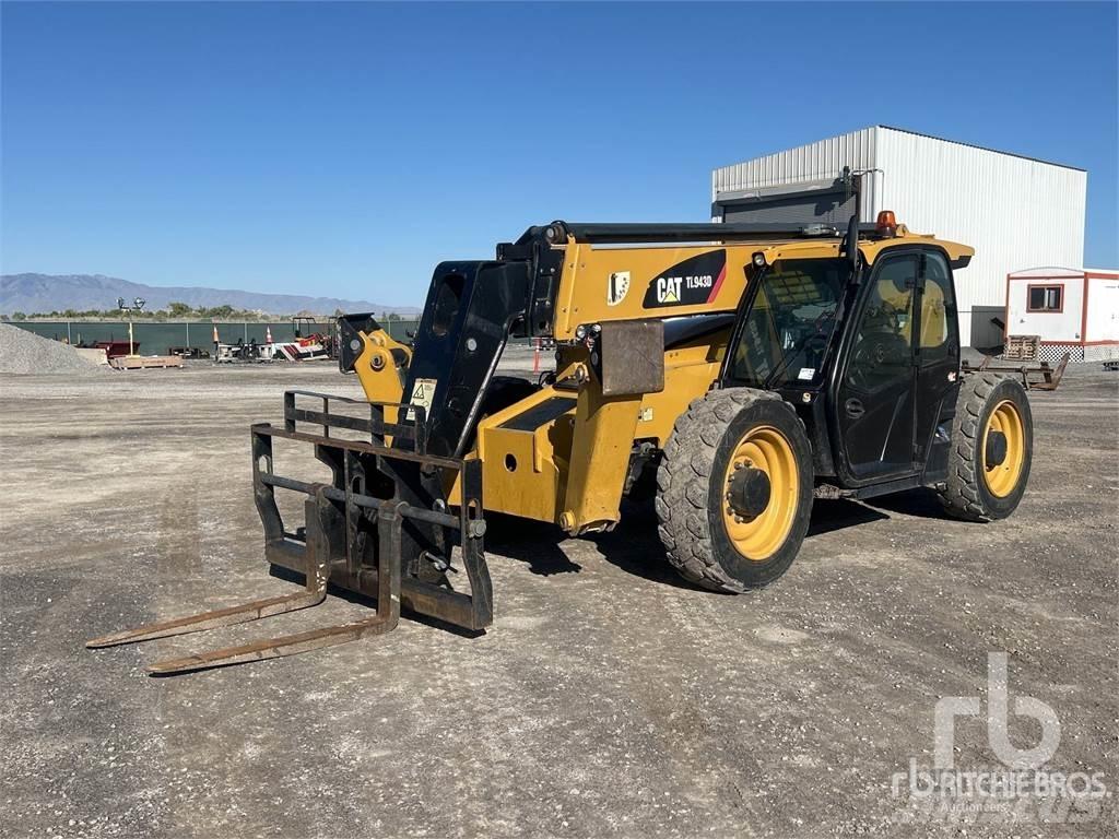 CAT TL943D Teleskoplastare