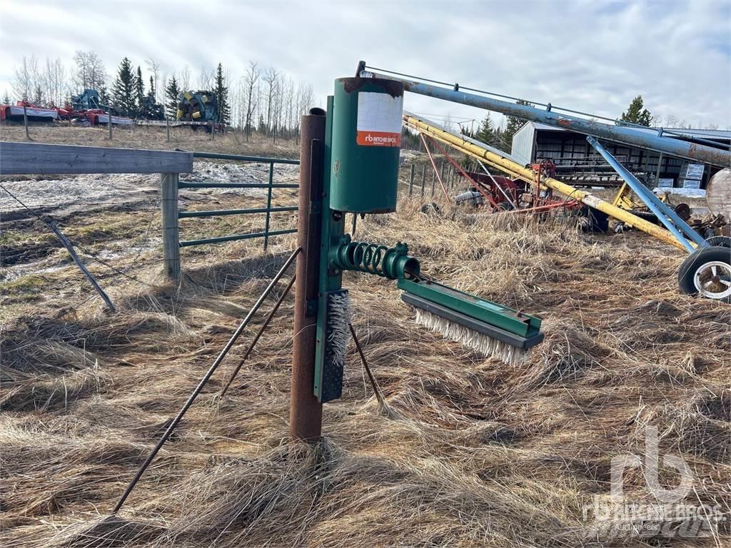  Cattle oiler Övrig inomgårdsutrustning