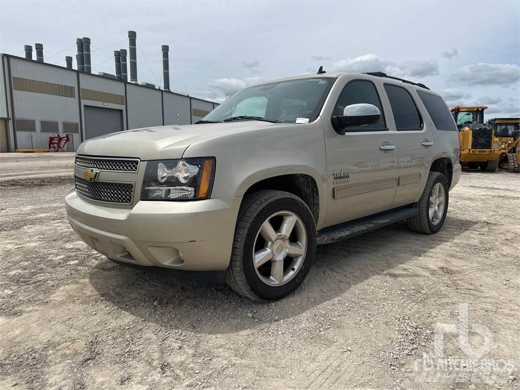 Chevrolet TAHOE Flakbilar/Pickuper