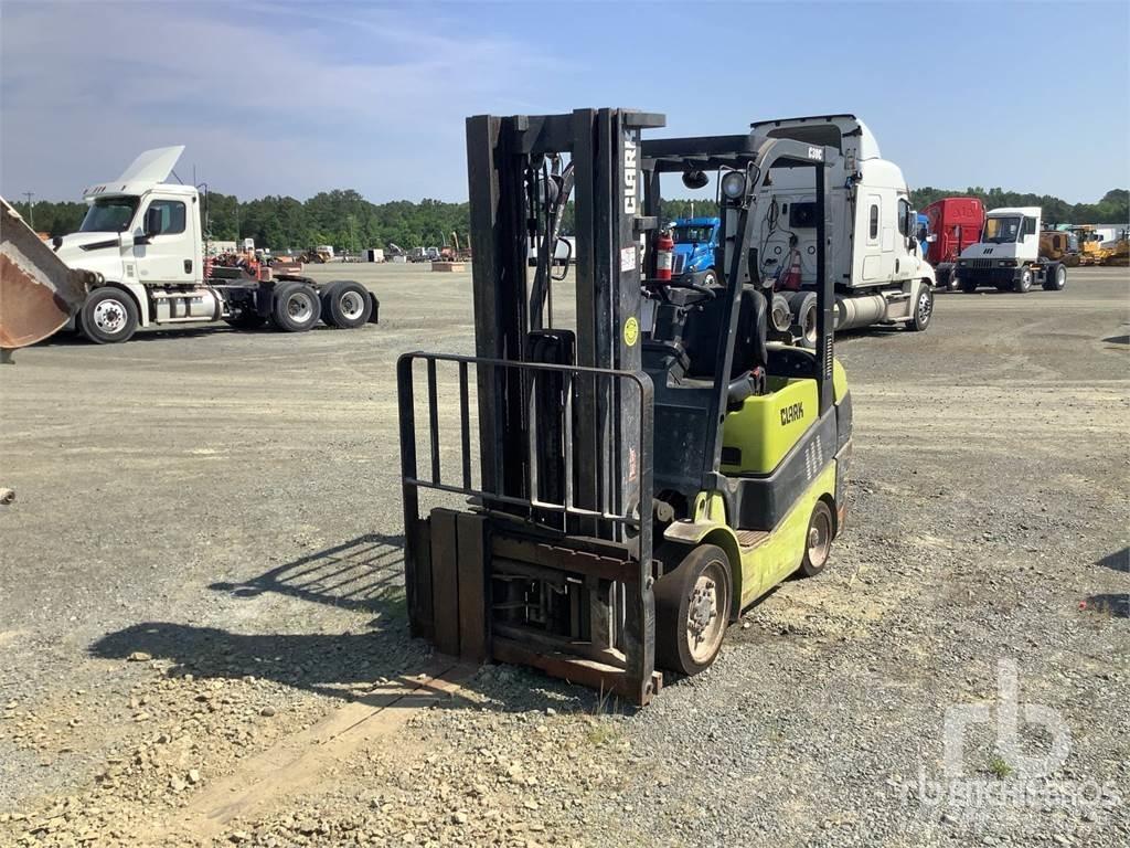 Clark C30 Dieselmotviktstruckar
