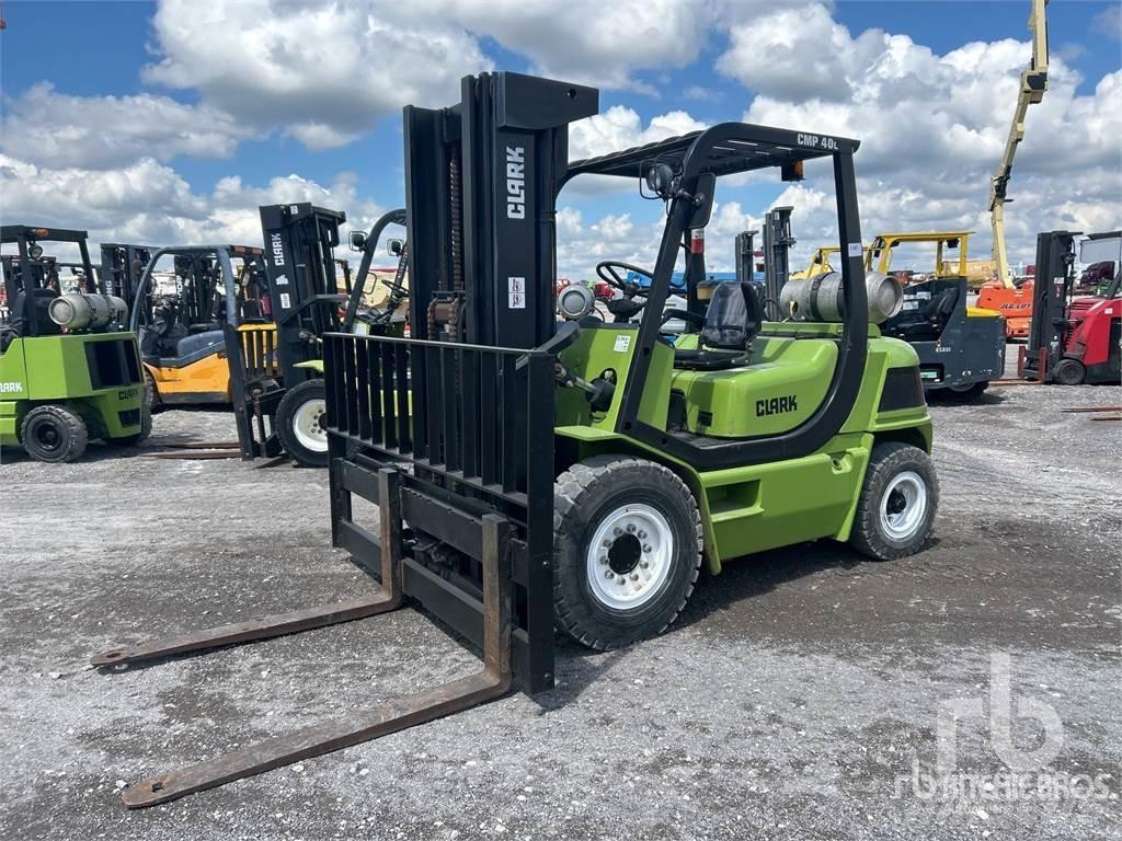 Clark CMP40L Dieselmotviktstruckar