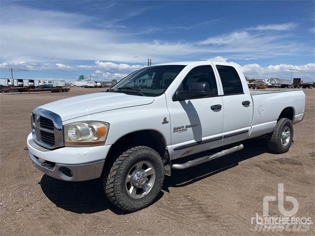 Dodge 3500 Flakbilar/Pickuper