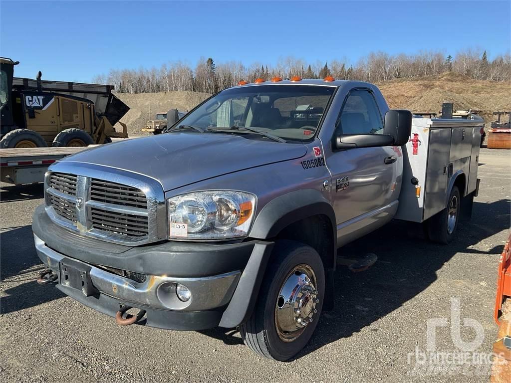 Dodge 4500 Plogbilar