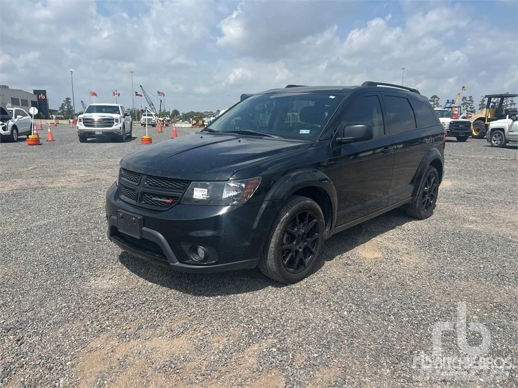 Dodge JOURNEY Flakbilar/Pickuper