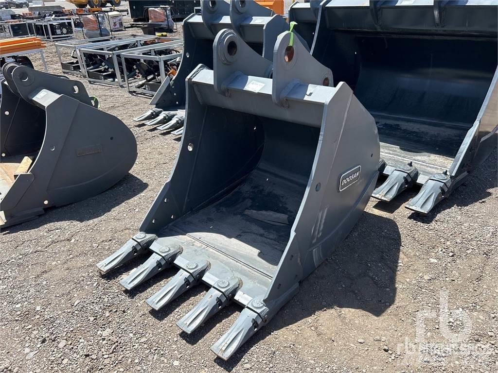 Doosan 38 in Skopor