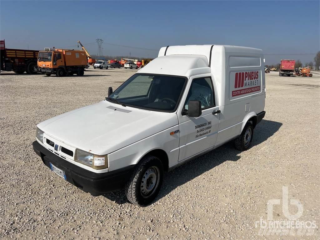 Fiat FIORINO Lätta skåpbilar