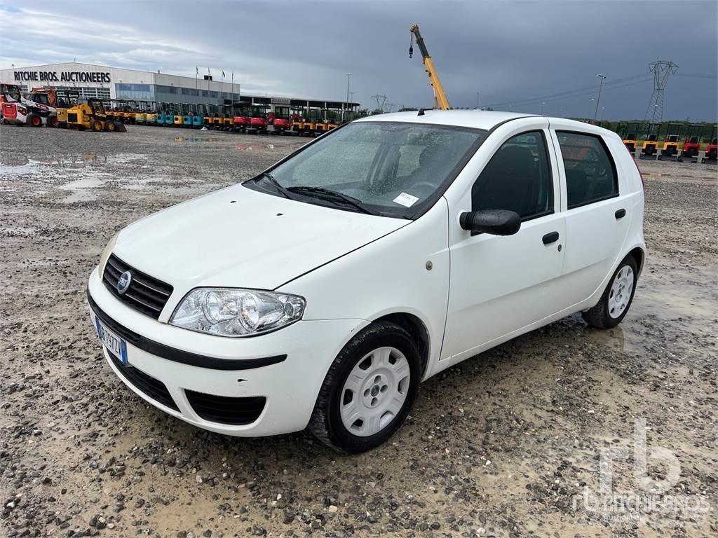 Fiat PUNTO Personbilar