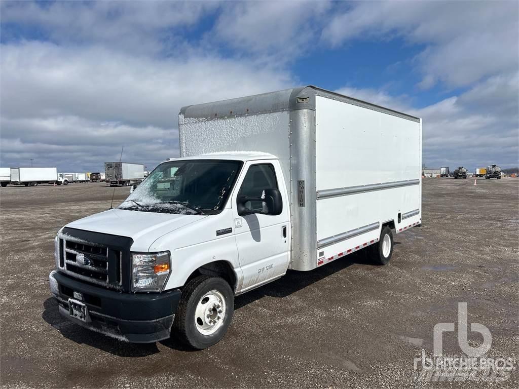 Ford E350 Lätta skåpbilar