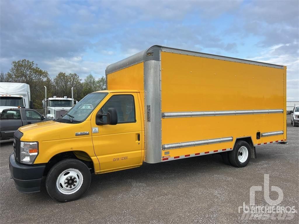 Ford E350 Lätta skåpbilar