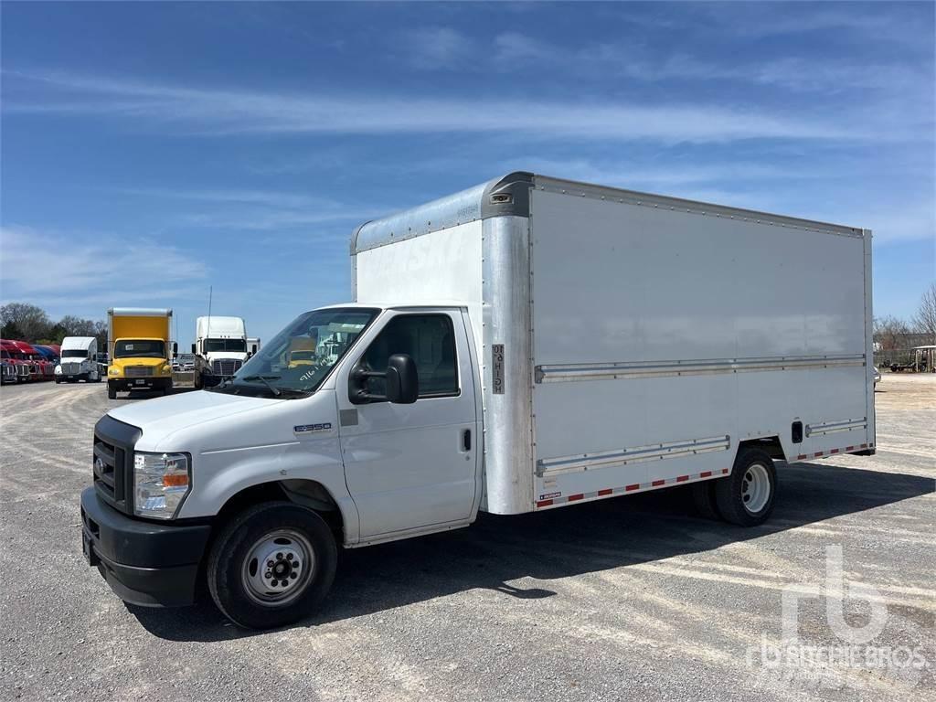 Ford E350 Lätta skåpbilar