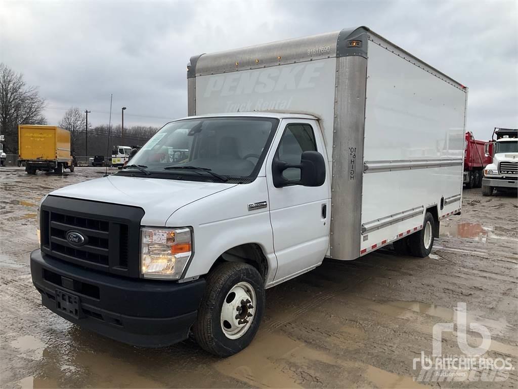 Ford E350 Lätta skåpbilar