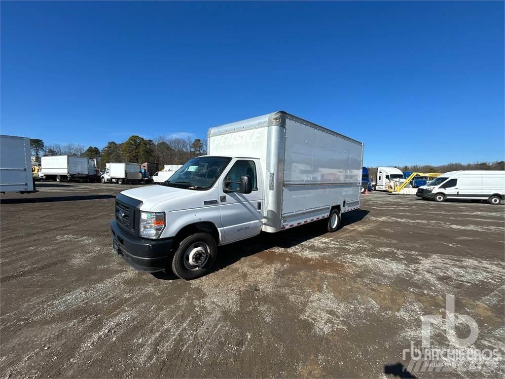 Ford E350 Lätta skåpbilar