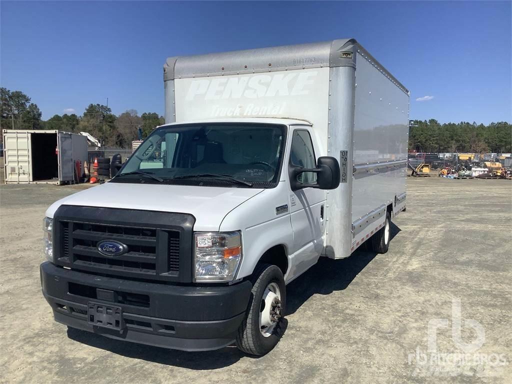 Ford E350 Lätta skåpbilar