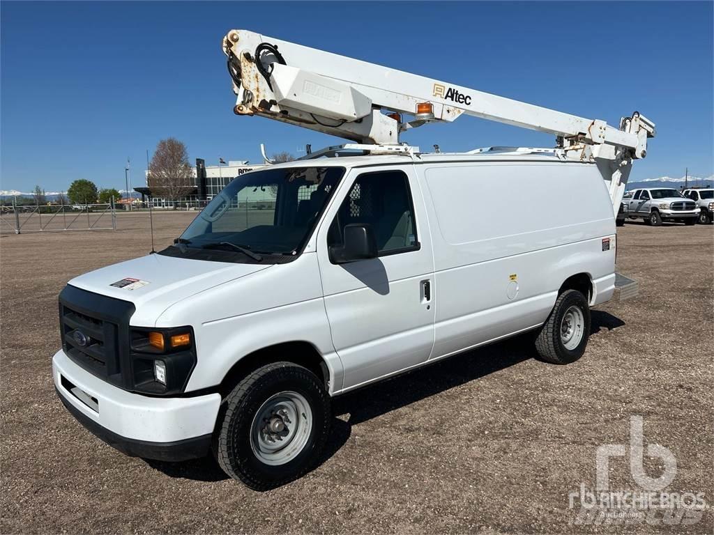 Ford E350 Skylift