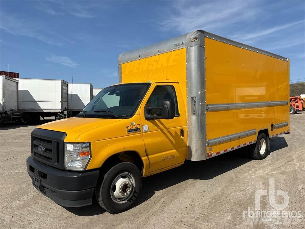 Ford E350 Lätta skåpbilar