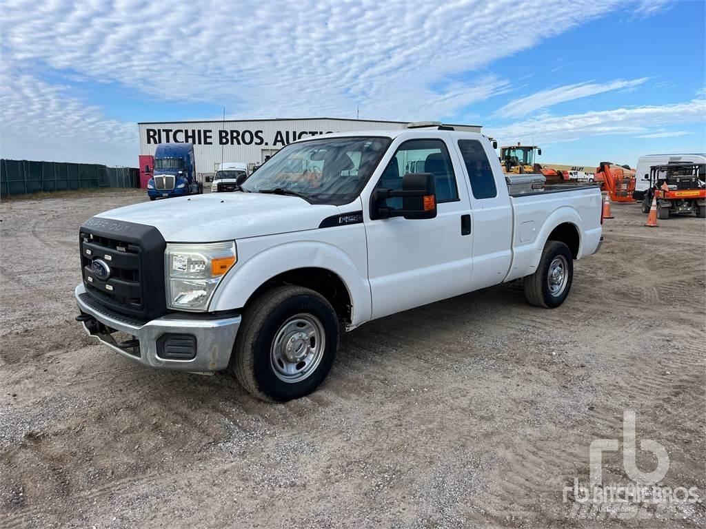 Ford F-250 Flakbilar/Pickuper