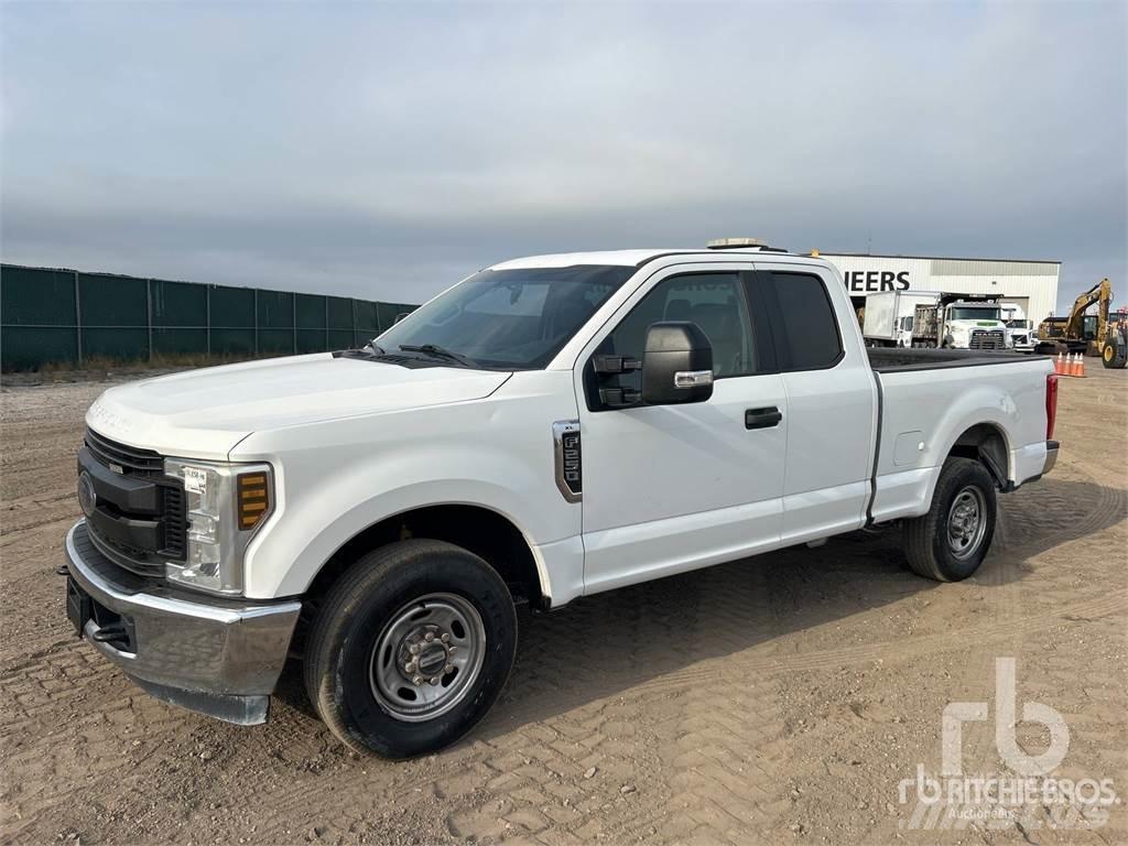 Ford F-250 Flakbilar/Pickuper