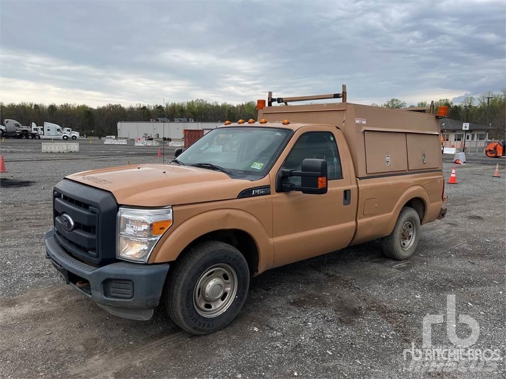 Ford F-250 Flakbilar/Pickuper