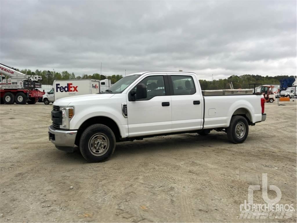 Ford F-250 Flakbilar/Pickuper