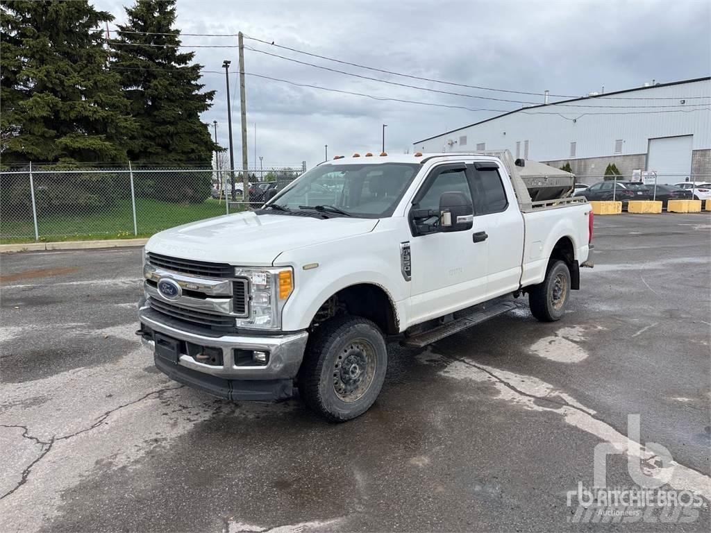 Ford F-350 Flakbilar/Pickuper
