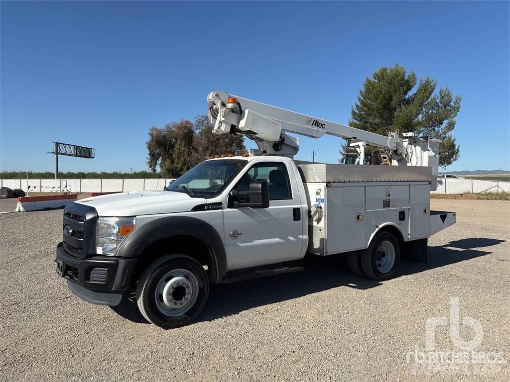 Ford F-450 Skylift