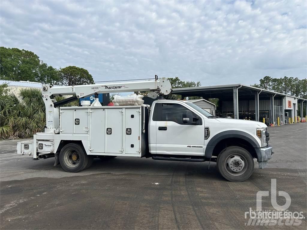 Ford F-550 Plogbilar