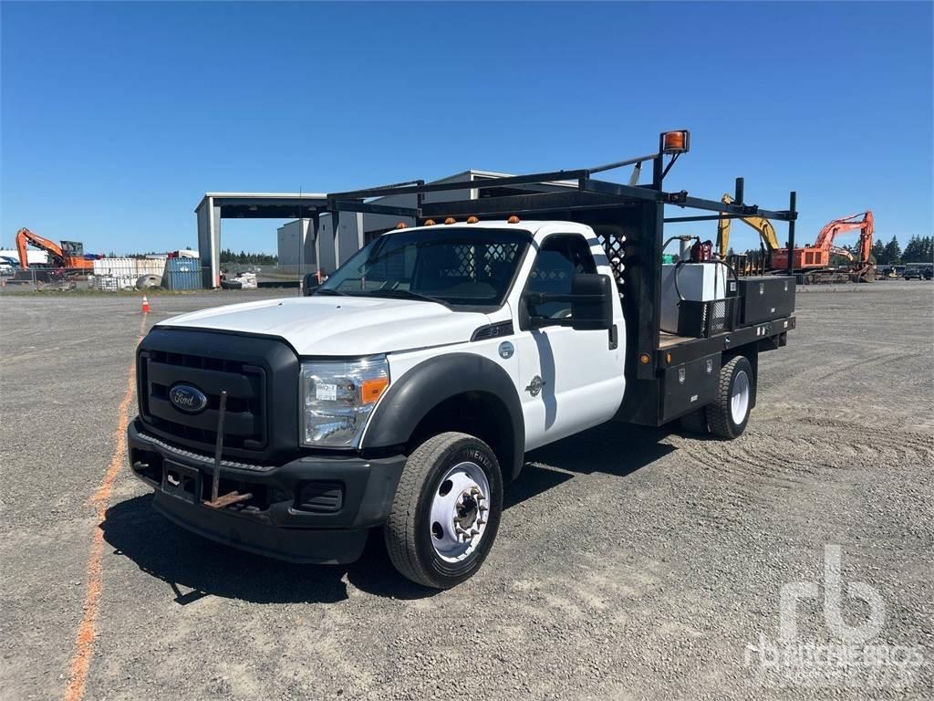 Ford F-550 Flakbilar