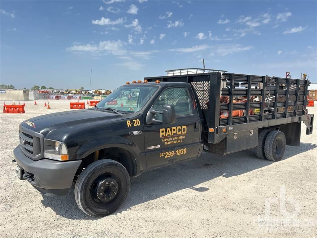 Ford F-550 Flakbilar