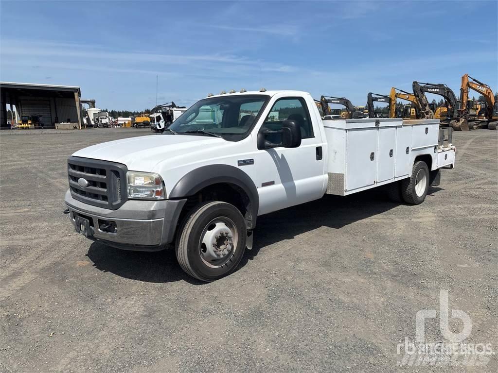Ford F-550 Plogbilar
