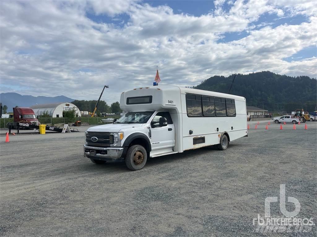 Ford F-550 Linjebussar