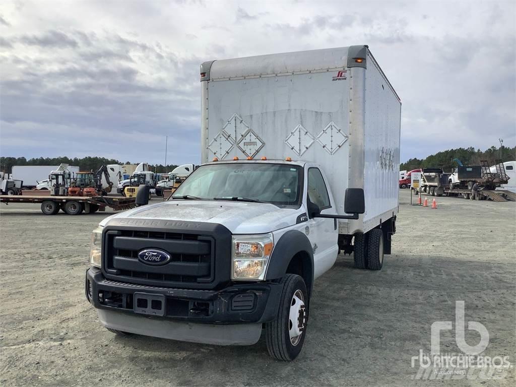 Ford F-550 Lätta skåpbilar