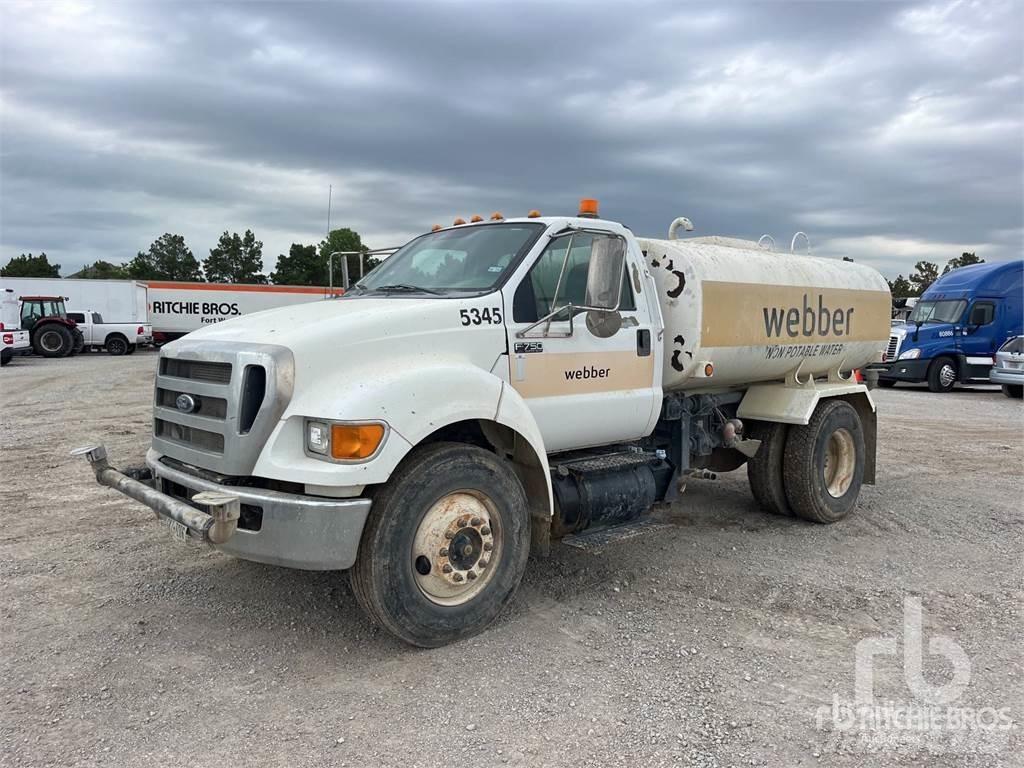 Ford F-750 Vattentankbilar