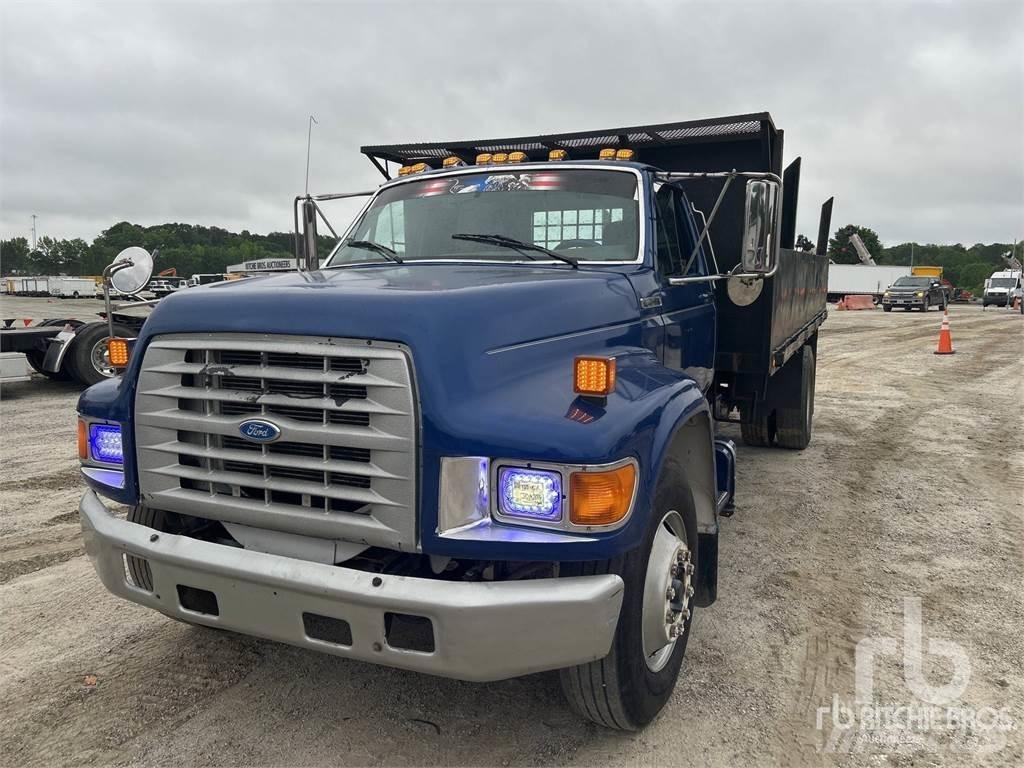 Ford F800 Flakbilar