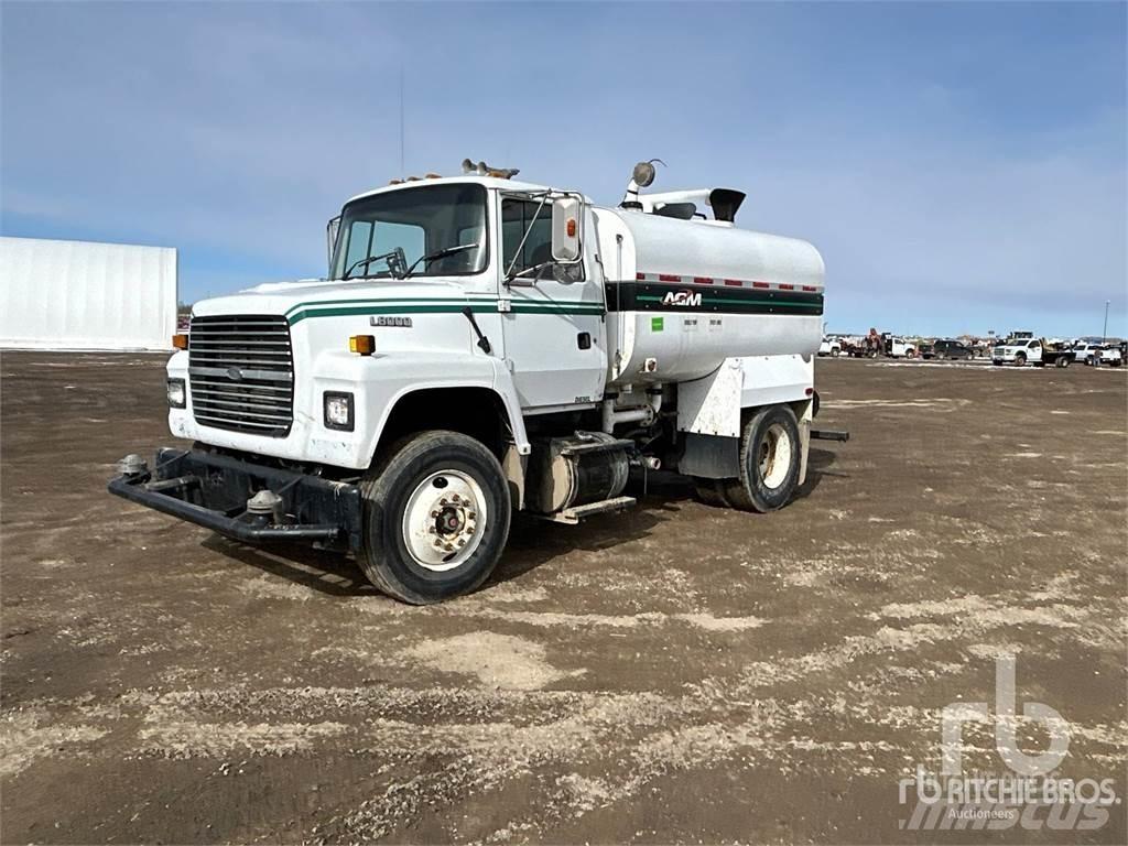 Ford LN8000 Vattentankbilar
