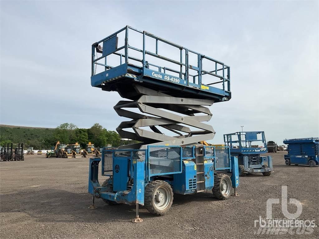 Genie GS4390 Saxliftar