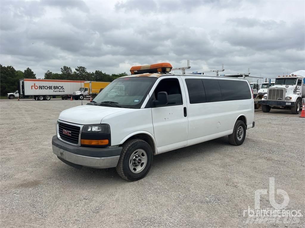 GMC G3500 Lätta skåpbilar