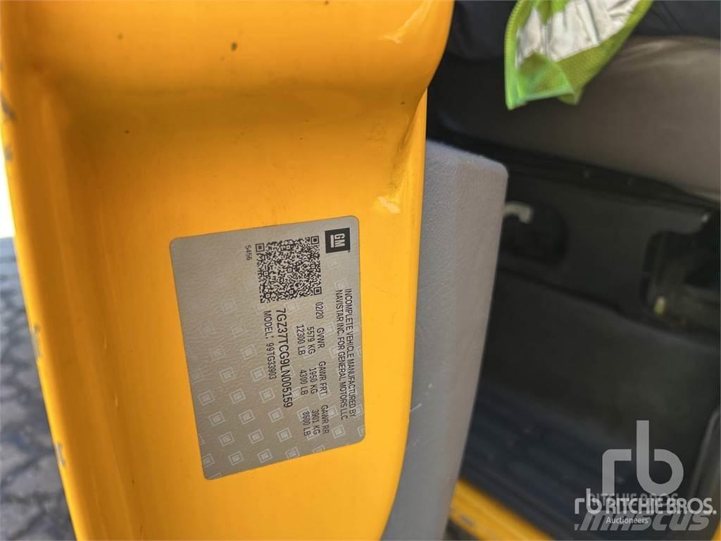 GMC G3500 Lätta skåpbilar