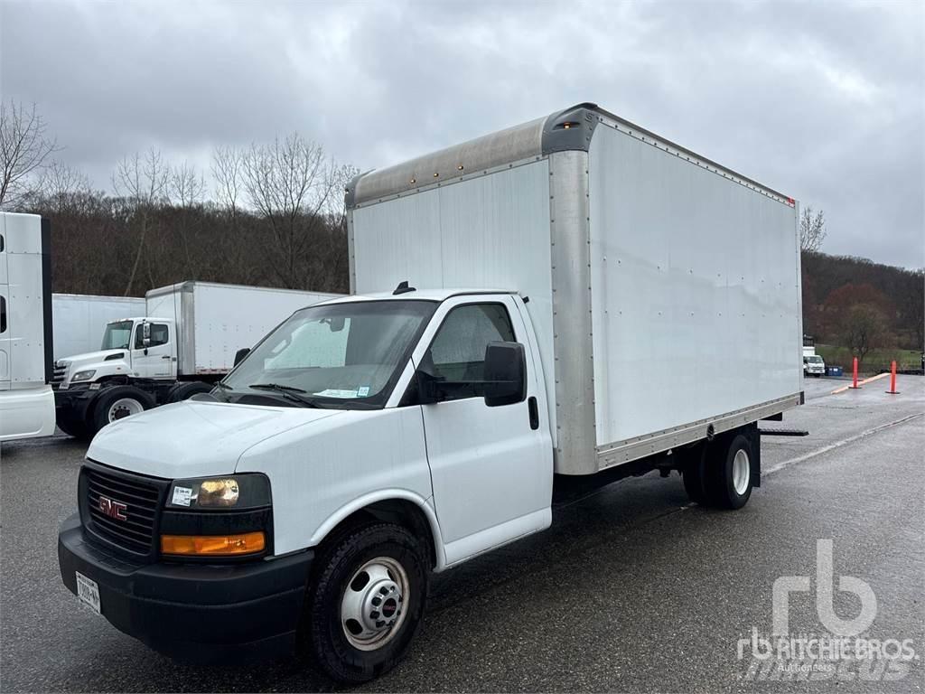 GMC G3500 Lätta skåpbilar