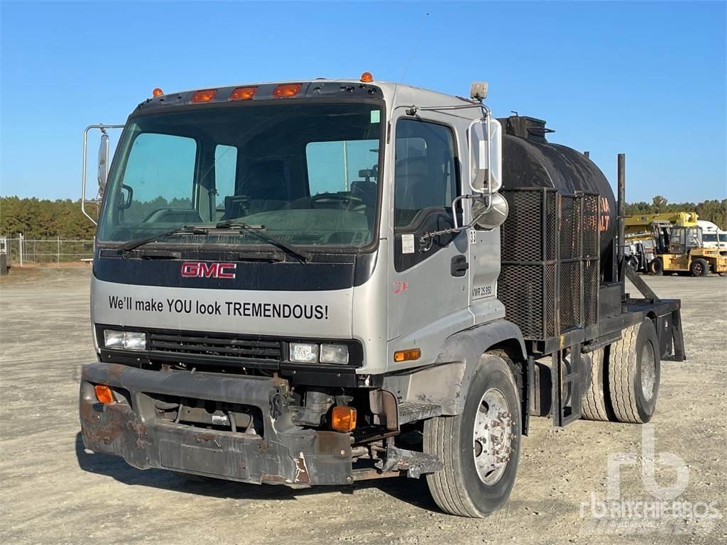 GMC T7500 Asfaltsspridare