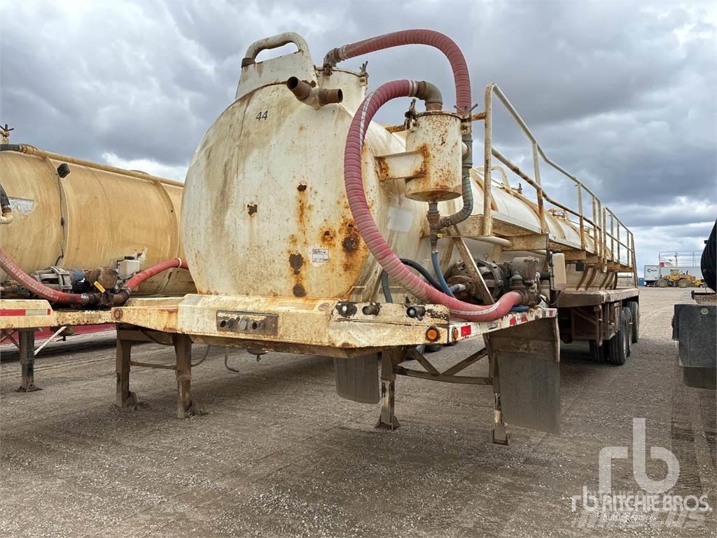  GRUPO Tri/A Tanker trailers