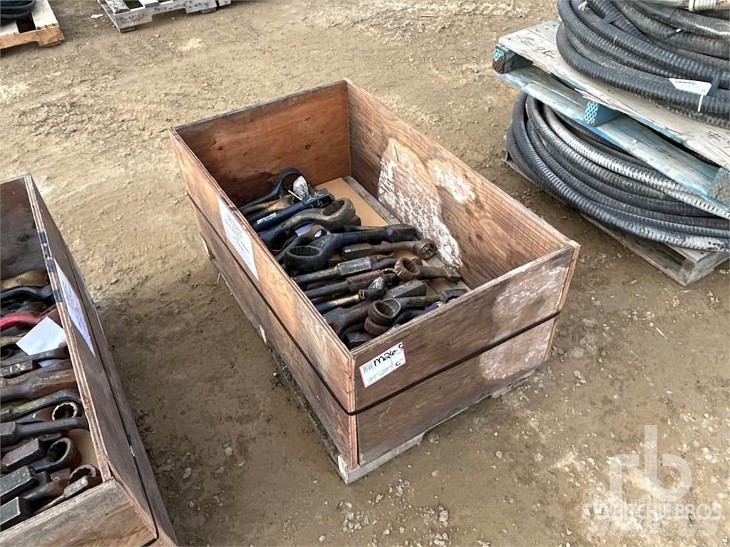 Hammer Wrenches Entreprenad - Övrigt