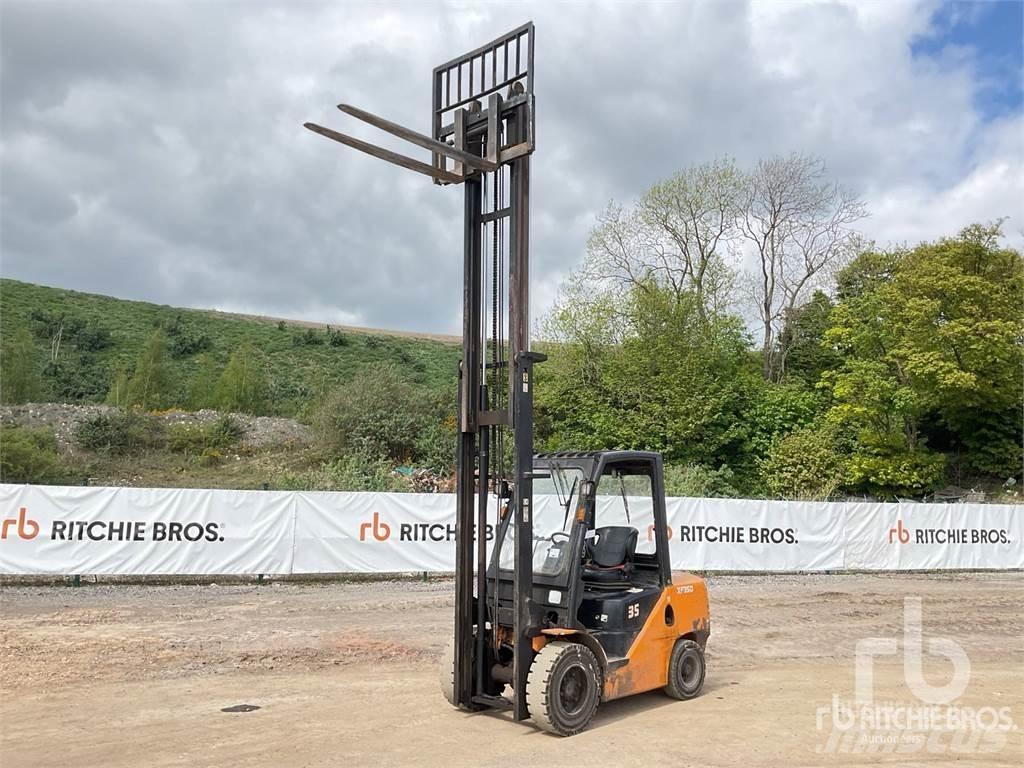 Hangcha XF35D Dieselmotviktstruckar